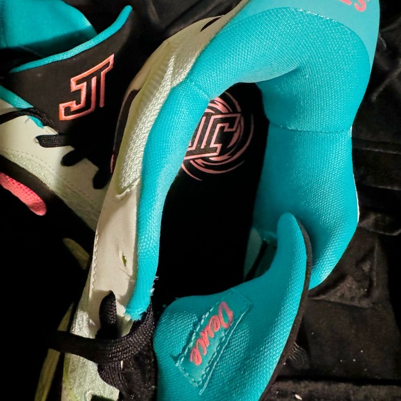 Nike Jordan Tatum 2 “Vortex” - Picture 10 of 13